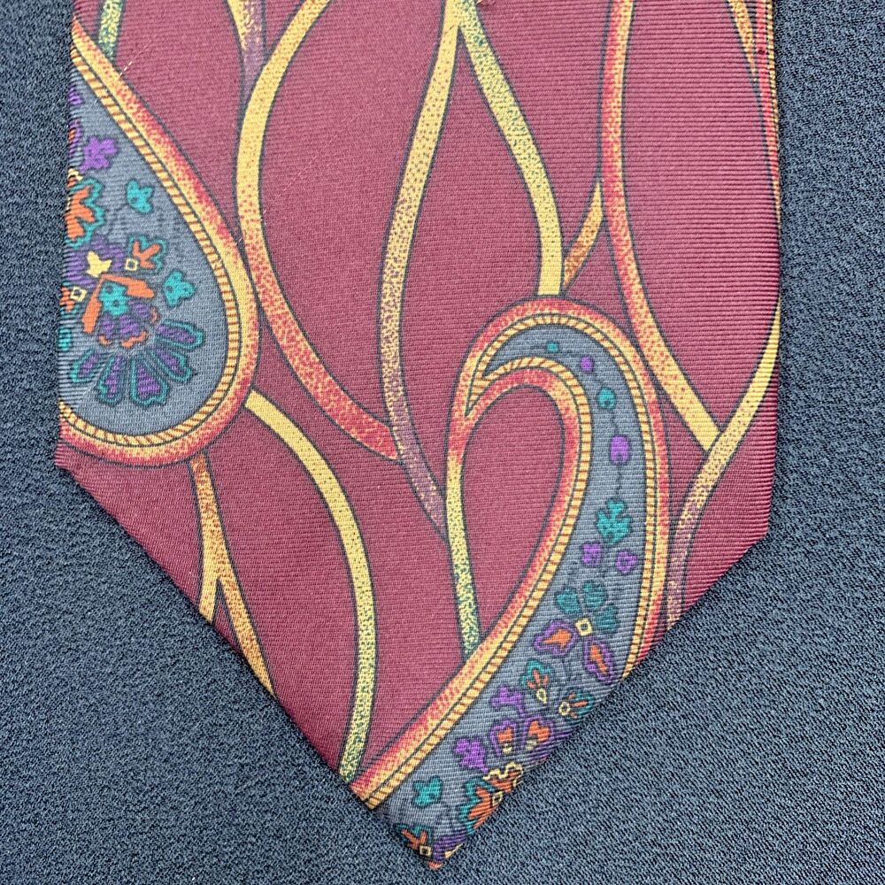 Tom James Red w/ Colorful Floral Paisley Silk Neck Tie Vintage Handmade Classic